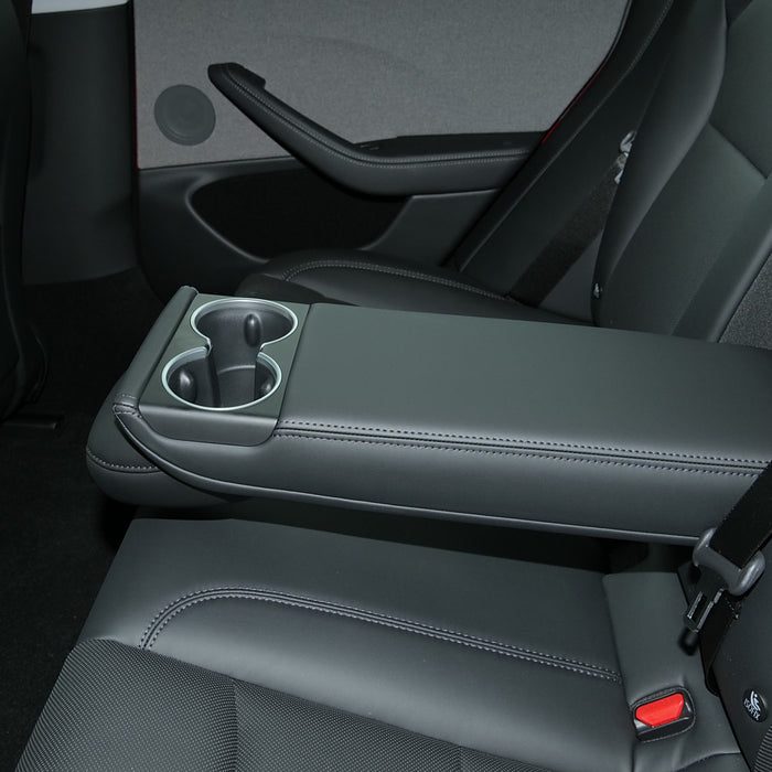 Bringing Pets Along? Accessories to Protect Your Tesla Interior